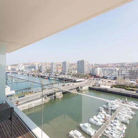 In By The Marina بولون-سور-مير